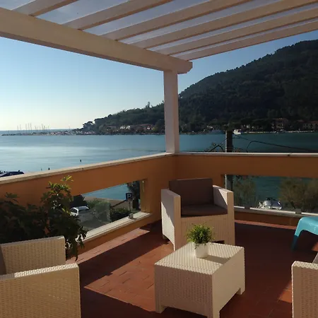 Maison Del Magra 3* アメーリア