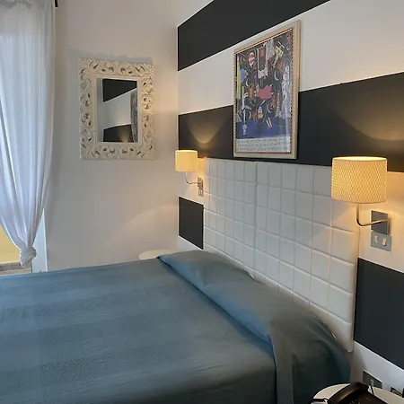 Maison Del Magra Отель Амелия
