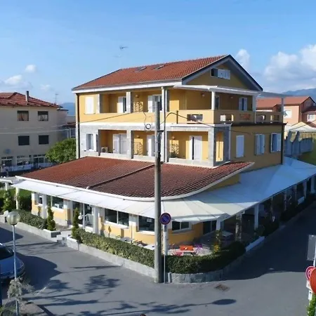 Maison Del Magra 3* Ameglia