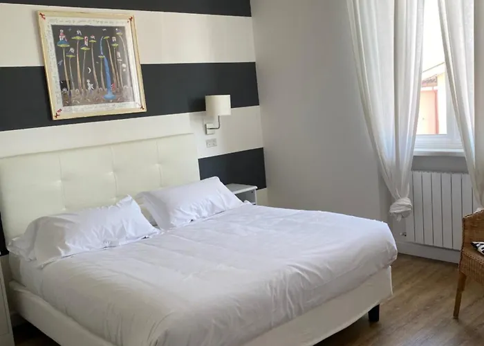 Maison Del Magra فندق 3*